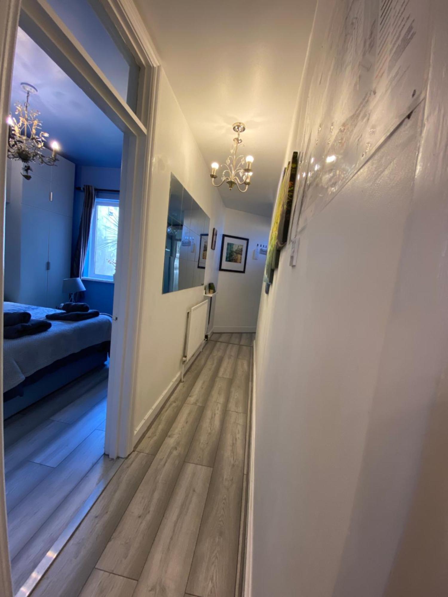Da Giuseppe London Apartment Exterior photo